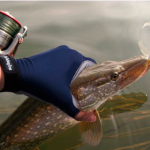 The Fishing Tree - Fingerless Fishing Glove